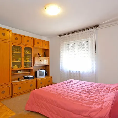 & Milka 1633 Guest house Pula