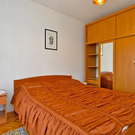 & Milka 1633 Gasthof Pula