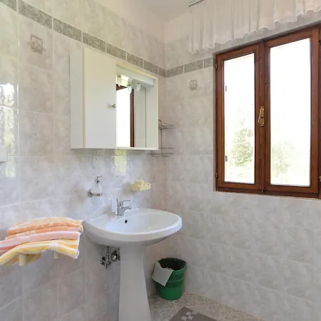 Guest house & Milka 1633 Pula